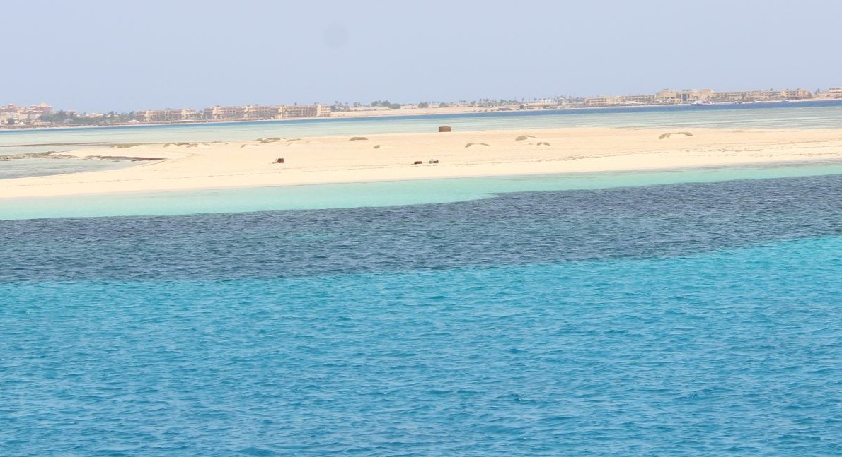 أشياء لا تعرفها عن جزيرة يوتوبيا في سفاجا ، البحر الأحمر ، مصر