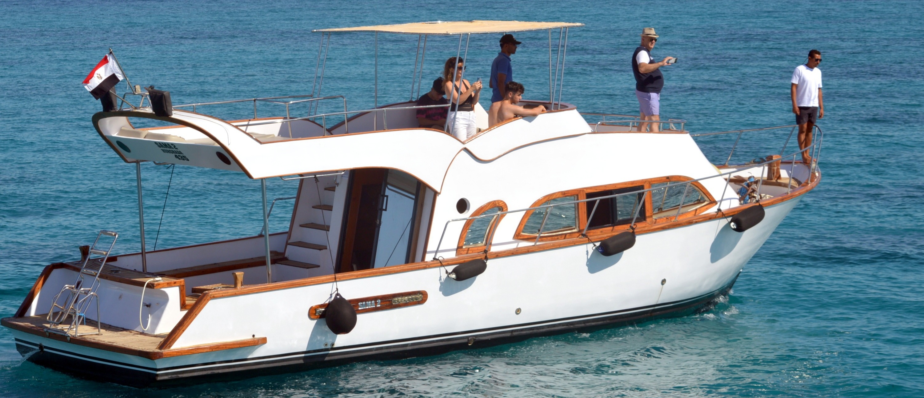 El Gouna: Rent a Small boat for an Unforgettable Day at Sea