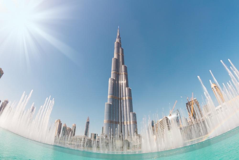 Dubai: Burj Khalifa 124th Floor, Dubai Mall, Aquarium & Fountain Show