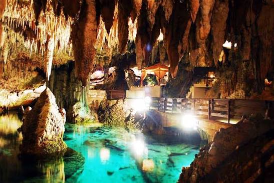 Falmouth: Green Grotto Caves Guided Walking Tour